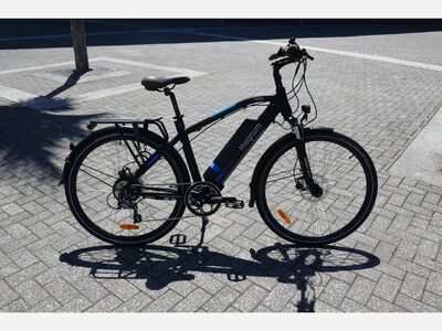 Kids, Motorized Bikes, Skateboards, & Scooters